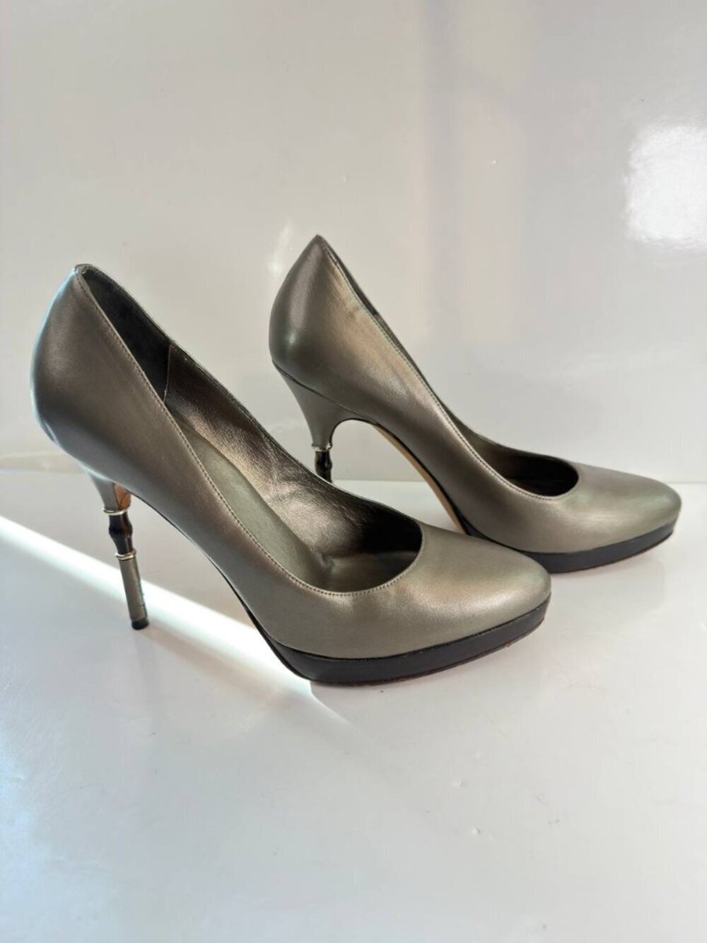 Gucci Metallic Gunmetal Gray Leather High Heel Pumps - Picture 8 of 16